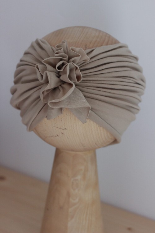 Opaska dla dziewczynki z turbanu