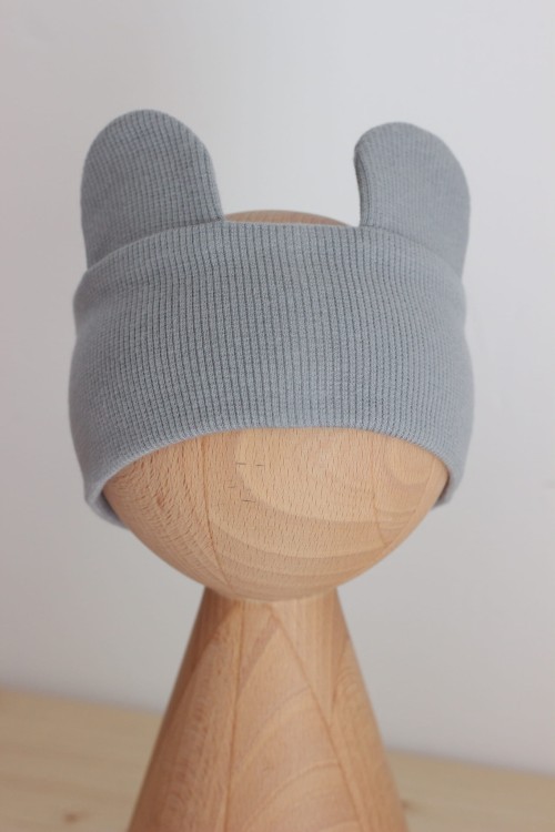 Opaska miś w kolorze szarym – ręcznie szyta i wygodna dla niemowlaka