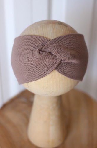 Miękka i elastyczna opaska handmade z certyfikowanej dzianiny.
