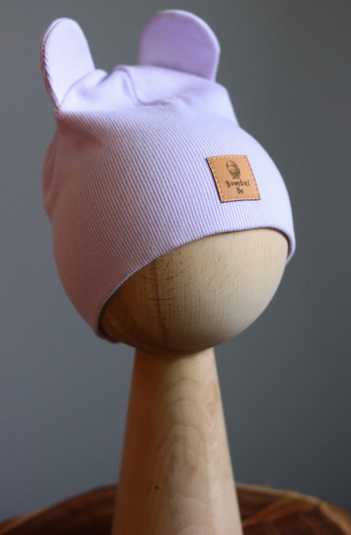 CZAPKA DZIECIĘCA PRĄŻKOWANA MIŚ LILA BOMBEL BE