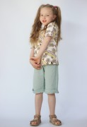 T-shirt dziecięcy SUMMER VIBE
Spodenki muślinowe miętowe