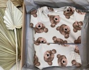 Zestaw prezentowy dla niemowlaka. Chłopięcy zestaw prezentowy od Bombel Be